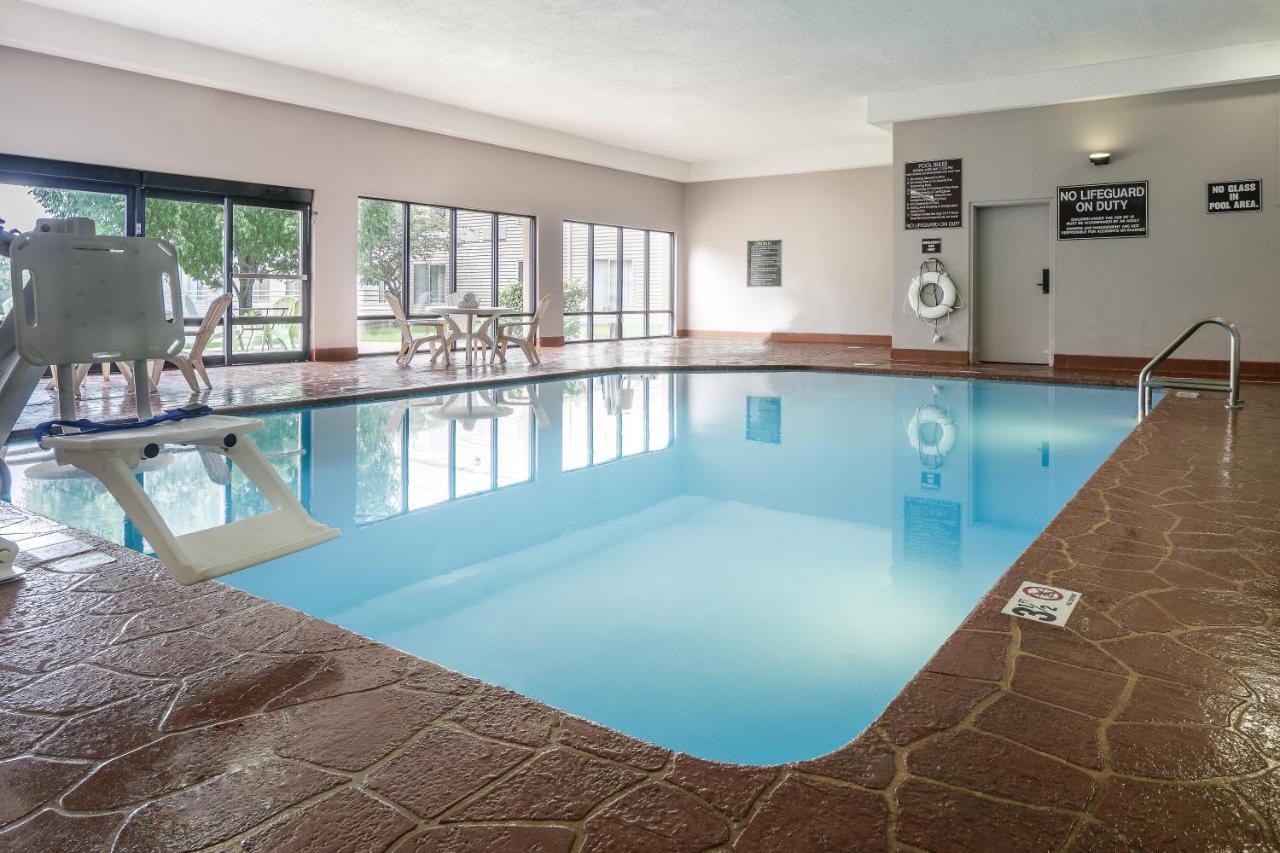 Holiday Inn Coralville - Iowa City By Ihg Екстер'єр фото